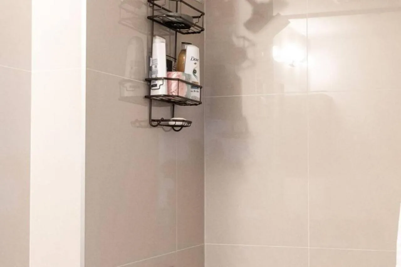 Casa de Férias South Riverdale Suite With High Speed Wifi And Balcony Toronto