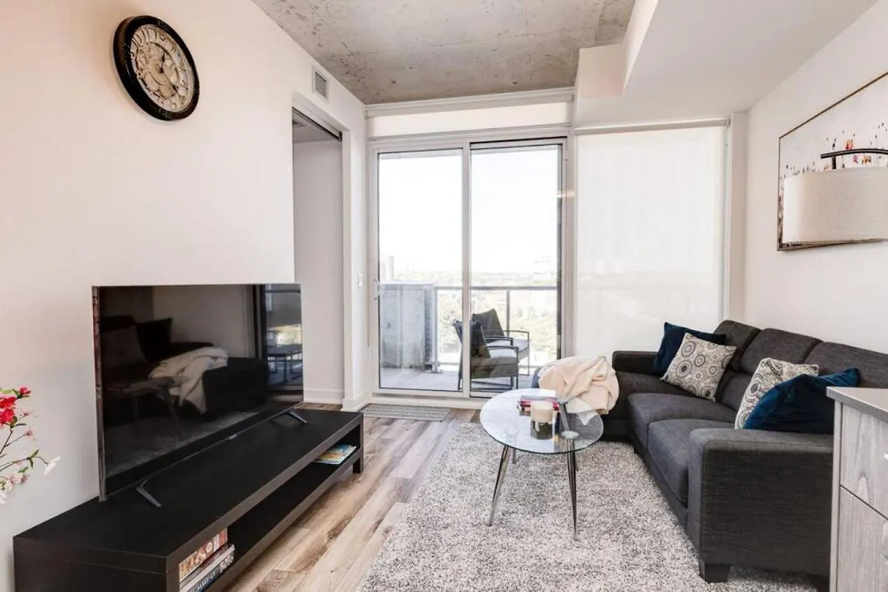 South Riverdale Suite With High Speed Wifi And Balcony Τορόντο Σπίτι διακοπών