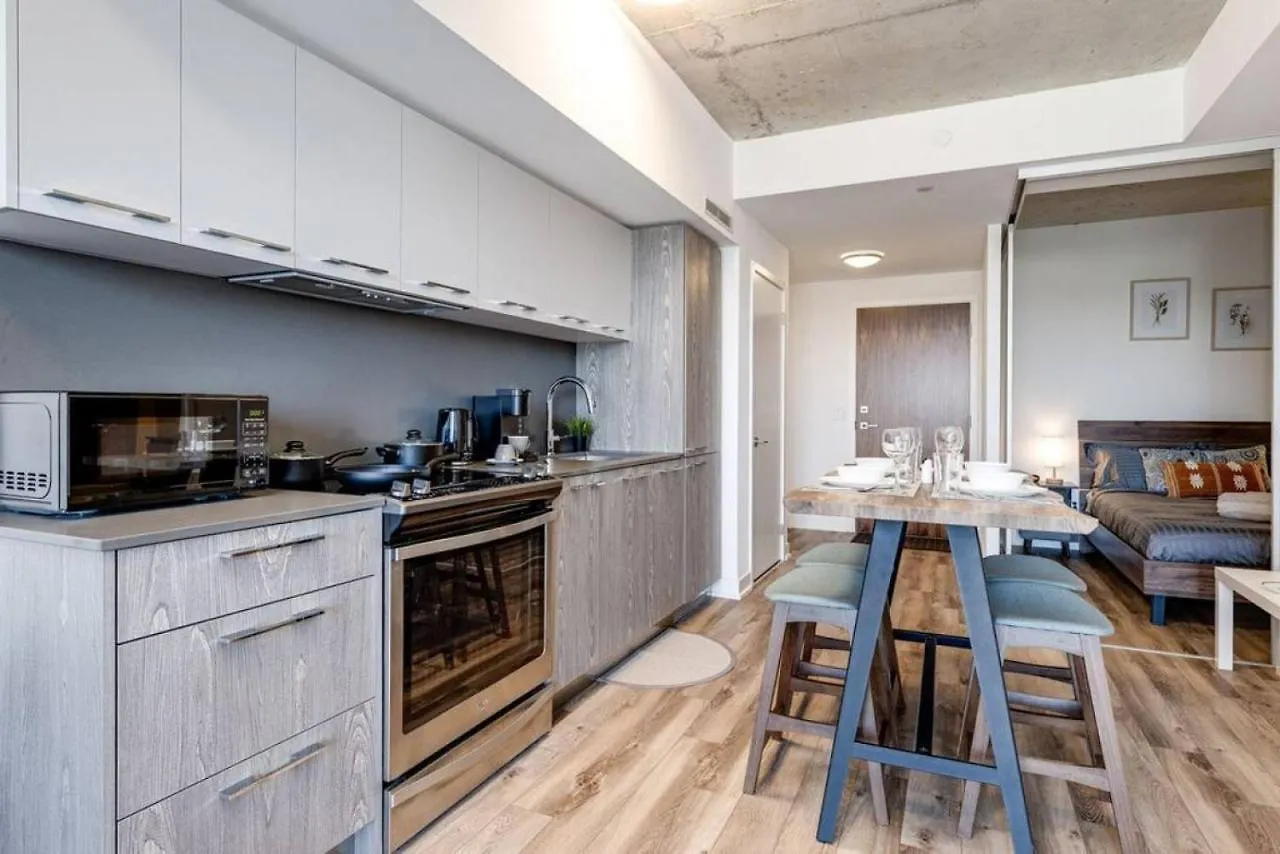 Σπίτι διακοπών South Riverdale Suite With High Speed Wifi And Balcony Τορόντο